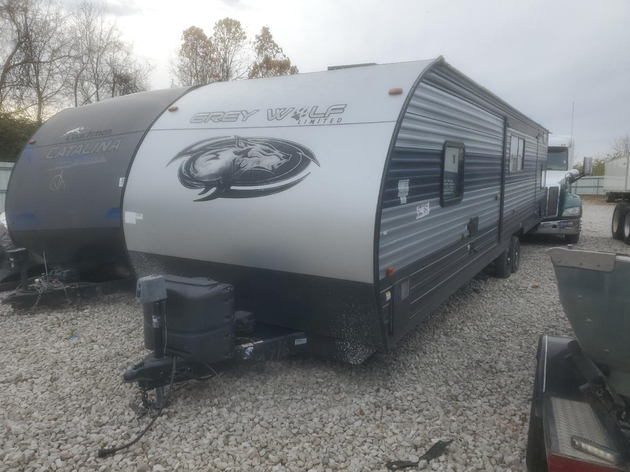 2022 Forest river cherokee VIN 4X4TCKE21NK080568 COPART salvage auction — Side, MO - SALVAGE CERTIFICATE OF TITLE, sold $5,700 on 2026-05-21 (photo 2)
