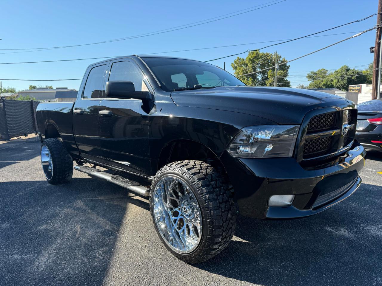 2012 Dodge Ram VIN 1C6RD6FT3CS139068 COPART salvage auction — Minor Dent/Scratches, TX - CERTIFICATE OF TITLE (P), sold $10,600 on 2025-12-03 (photo 1)