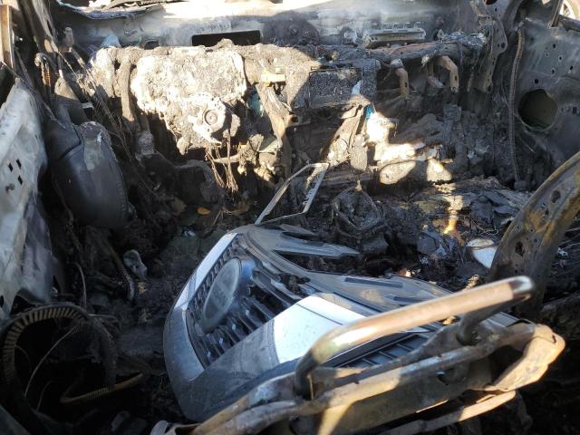 2018 Nissan Rogue VIN KNMAT2MV7JP568218 COPART salvage auction — BURN, Il - Salvage Certificate, sold $375 on 2026-07-06 (photo 8)