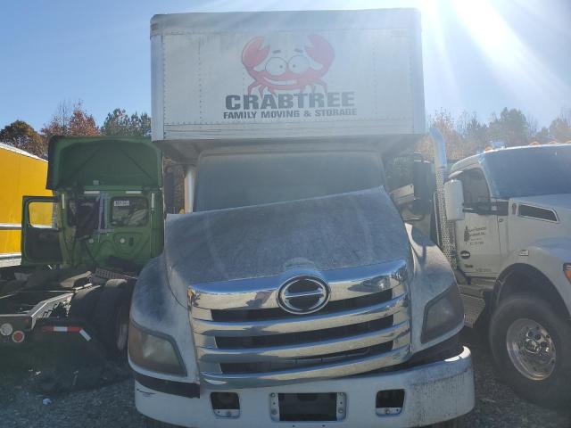 2015 Hino 258/268 VIN 5PVNJ8JV1F4S58329 COPART salvage auction — NORMAL WEAR, NC - DEALER ONLY CLEAN TITLE, sold $2,650 on 2026-07-08 (photo 5)