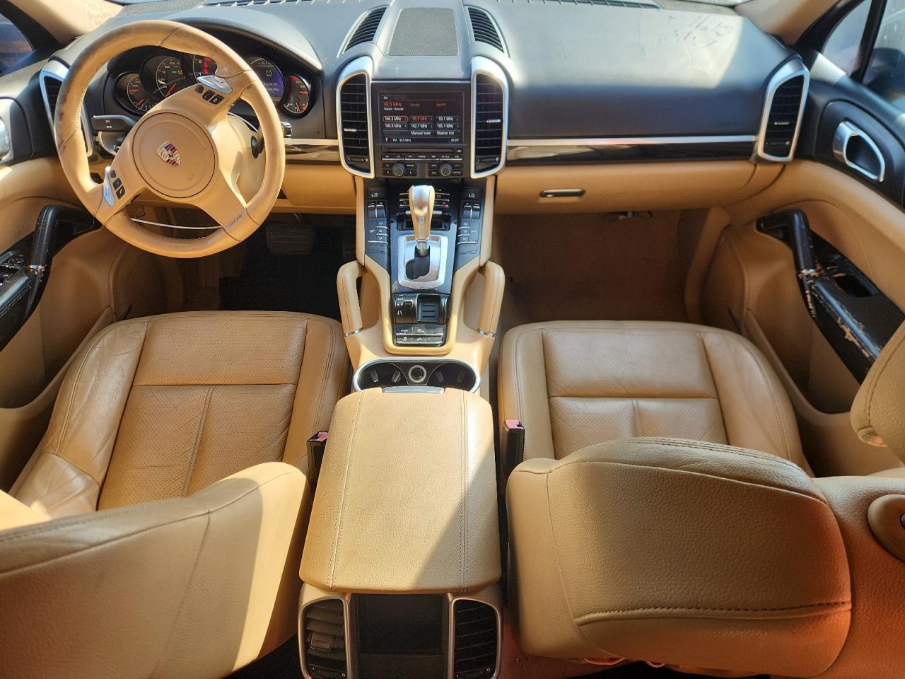 2011 Porsche Cayenne VIN WP1AA2A2XBLA07485 COPART salvage auction — Mechanical, CA - CERT OF TITLE-SALVAGED, sold $1,250 on 2026-06-30 (photo 8)