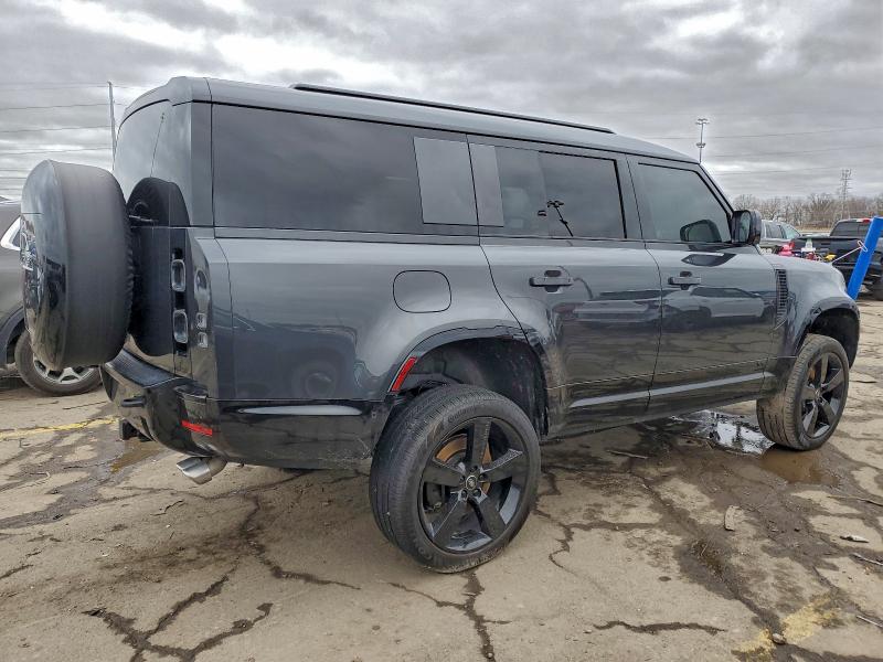 2025 Land rover Defender VIN SALEWFFE8S2426965 COPART salvage auction — WATER/FLOOD, Mi - Scrap Cert Of Title-Flood Veh, sold $35,250 on 2026-07-14 (photo 3)