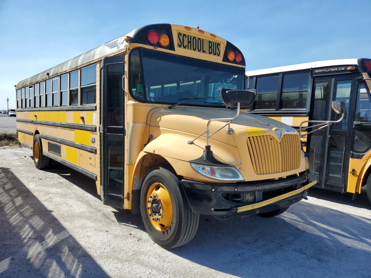 2013 Ic Corporation Ce Series School VIN 4DRBUSKN7DB199135 — COPART salvage auction photo
