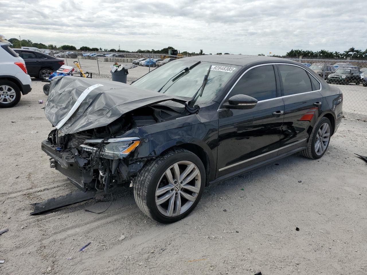 2017 Volkswagen Passat VIN 1VWGT7A32HC057881 COPART salvage auction — Front End, FL - CERT OF TITLE SLVG REBUILDABLE, sold $350 on 2026-06-29 (photo 1)