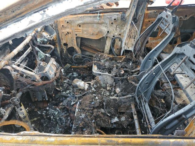 2017 Ford Escape VIN 1FMCU9G91HUA05217 COPART salvage auction — BURN, Mi - Cert Of Title-Salvage Vehicle, sold $10 on 2026-07-02 (photo 7)