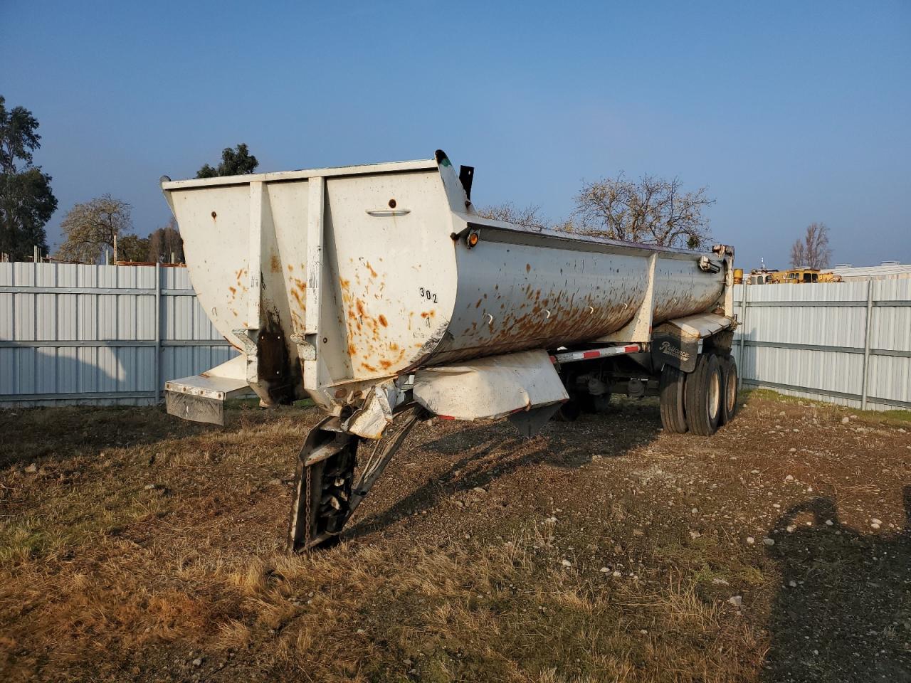 1992 Unknown Unknown VIN 1RESC6204NC921320 COPART salvage auction — Rollover, CA - NON-REPAIRABLE VEHICLE CERT, sold $825 on 2026-06-05 (photo 2)