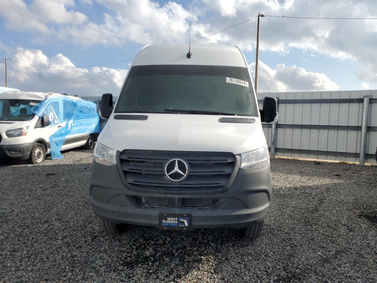 2024 Mercedes-Benz Sprinter VIN W1Y8ND3Y2RT169974 COPART salvage auction — Normal Wear, FL - CERTIFICATE OF DESTRUCTION, sold $32,500 on 2025-07-30 (photo 5)