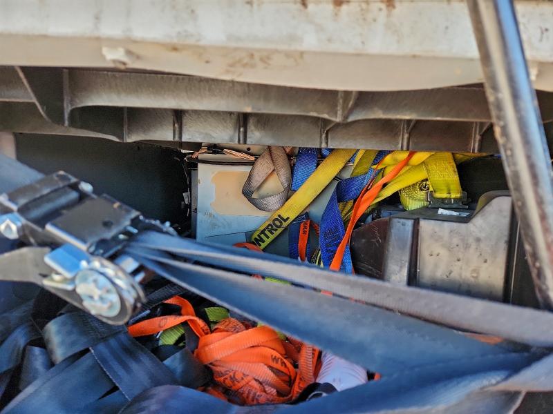 2023 Volvo Vnl VIN 4V4NC9EH4PN619153 COPART salvage auction — SIDE, Salvage Title, sold $28,750 on 2026-08-20 (photo 6)