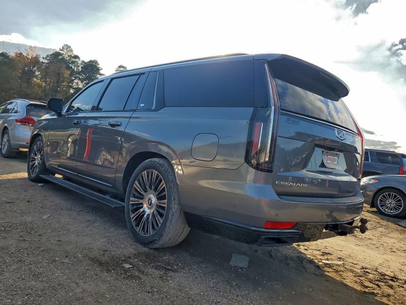 2022 Cadillac Escalade esv VIN 1GYS3RKL1NR135111 COPART salvage auction — FRONT END, LA - CERT OF TITLE-SALVAGE, sold $25,000 on 2026-07-17 (photo 2)