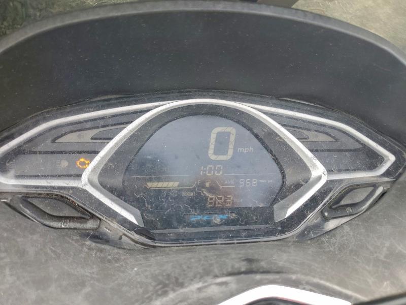 2022 Honda Pcx VIN RLHKF4717NY100490 COPART salvage auction — FRONT END, Ca - Non-Repairable Vehicle Cert, sold $400 on 2026-07-16 (photo 7)