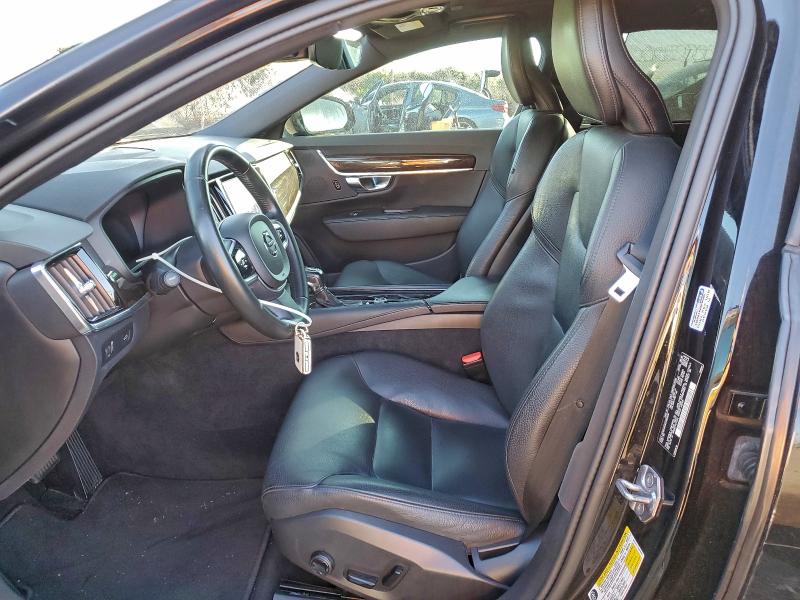 2019 Volvo S90 VIN LVY102AK5KP095898 COPART salvage auction — SIDE, Hi - Certificate Of Title, sold $4,300 on 2026-07-06 (photo 7)