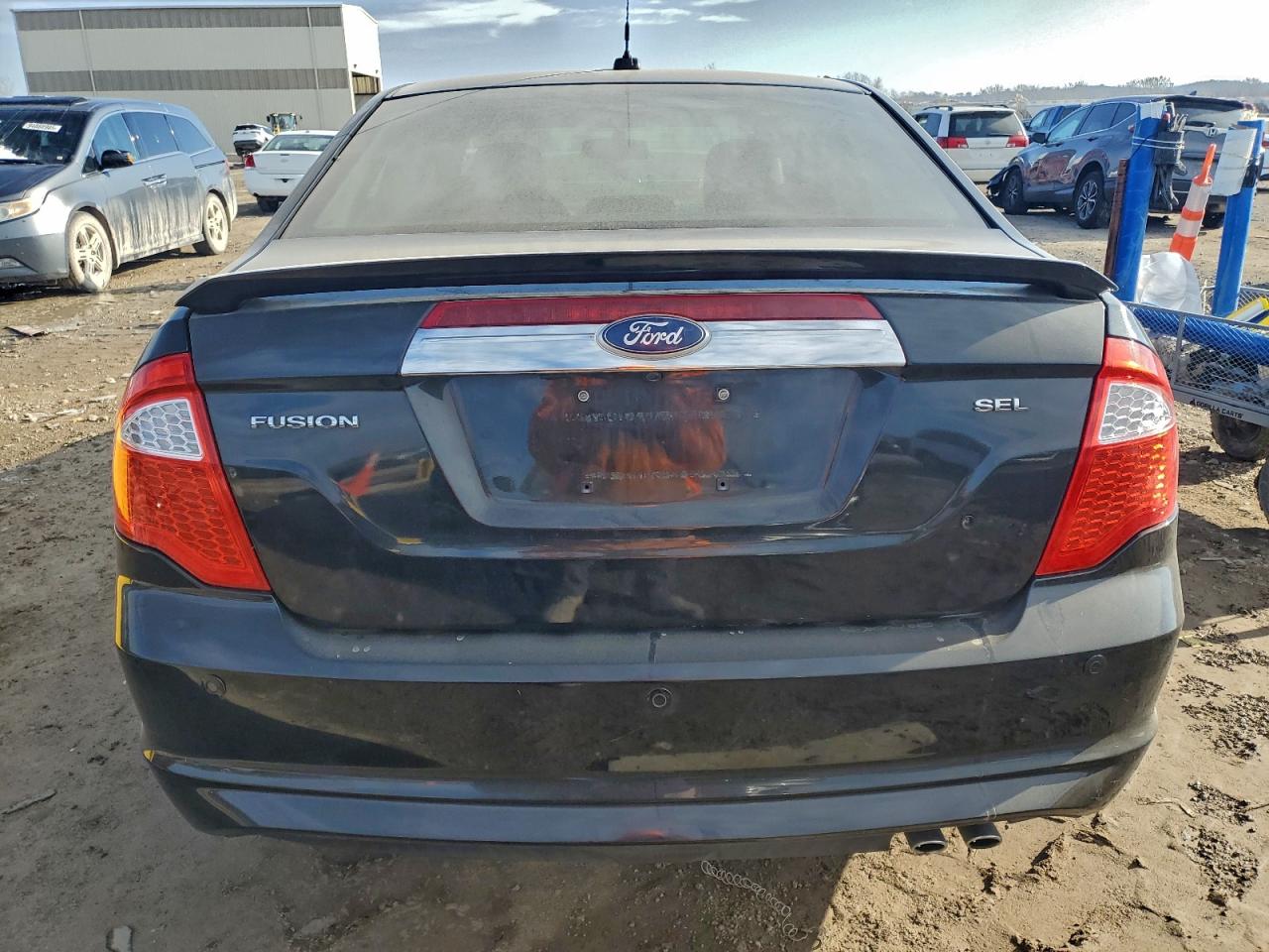 2010 Ford Fusion VIN 3FAHP0JA2AR388409 COPART salvage auction — Front End, KS - CERT OF TITLE-SALVAGE, sold $500 on 2026-07-09 (photo 6)