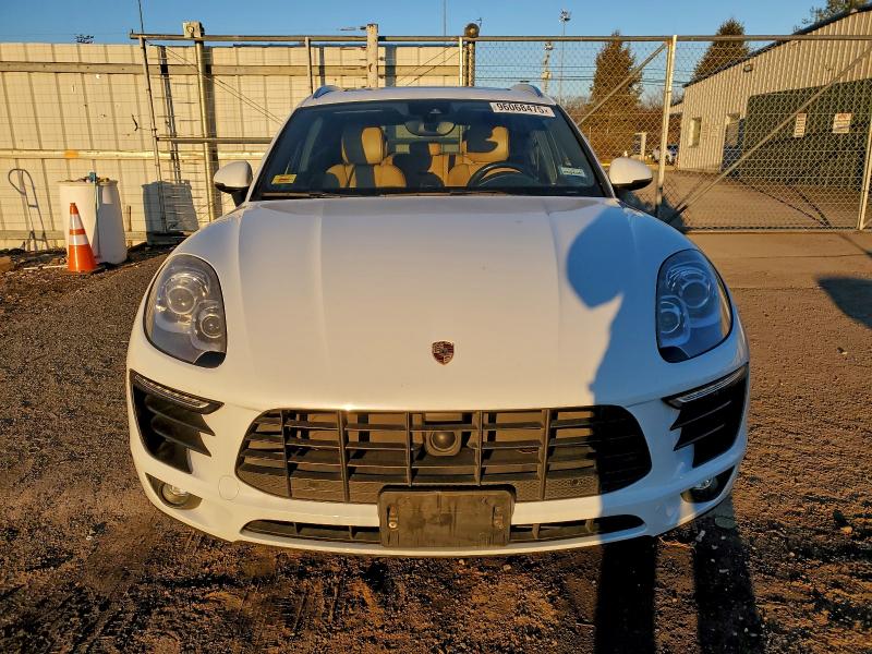 2017 Porsche Macan VIN WP1AB2A58HLB15720 COPART salvage auction — REAR END, Md - Cert Of Salvage > 75% Damage, sold $5,800 on 2026-08-03 (photo 5)