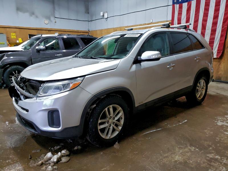 2015 Kia Sorento VIN 5XYKTDA78FG602196 COPART salvage auction — FRONT END, Mi - Dealer Only Clean Title, sold $900 on 2026-07-29 (photo 1)