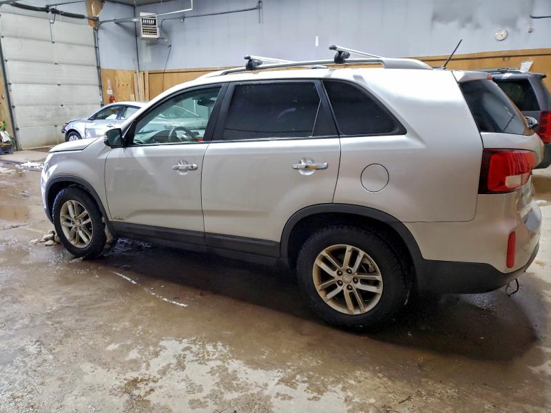 2015 Kia Sorento VIN 5XYKTDA78FG602196 COPART salvage auction — FRONT END, Mi - Dealer Only Clean Title, sold $900 on 2026-07-29 (photo 2)
