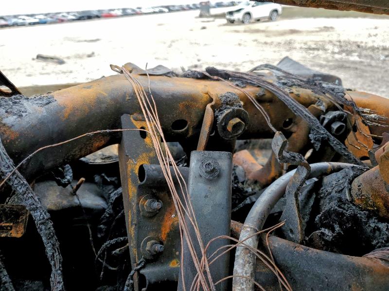 2014 Chevrolet Silverado VIN 3GCPCREC7EG105635 COPART salvage auction — BURN, Tx - Nonrepairable Title, sold $60 on 2026-07-23 (photo 9)