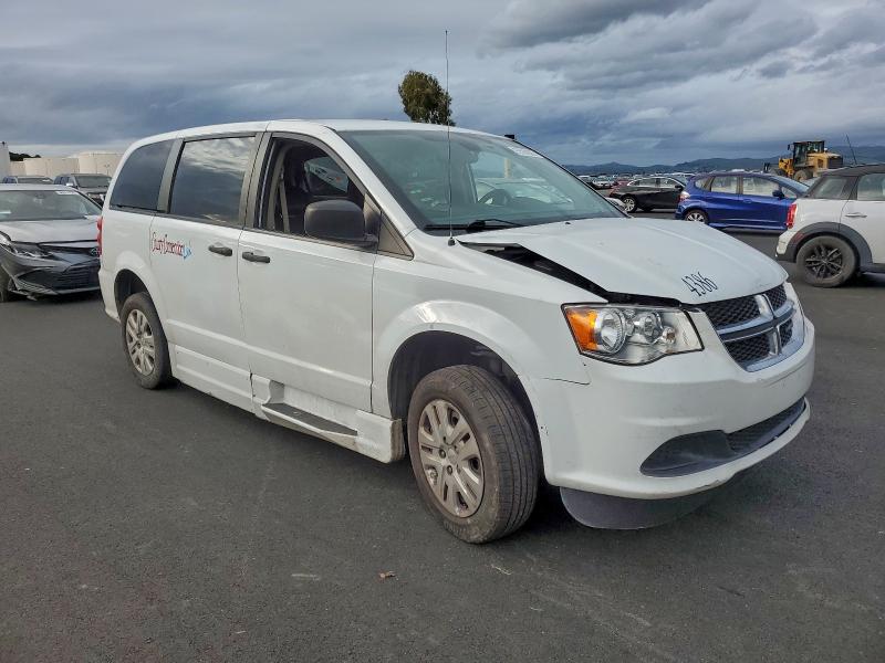2019 Dodge Grand caravan VIN 2C7WDGBG2KR727671 COPART salvage auction — FRONT END, Other, sold $500 on 2026-07-20 (photo 4)