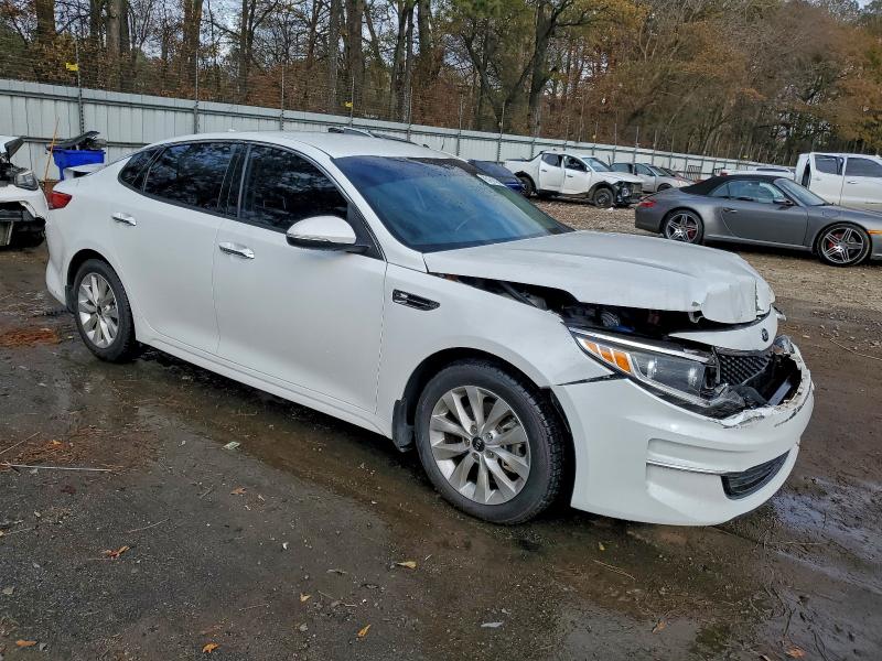 2016 Kia Optima VIN 5XXGU4L35GG108218 COPART salvage auction — REAR END, Ga - Derelict Bos/Parts Only, sold $275 on 2026-07-10 (photo 4)
