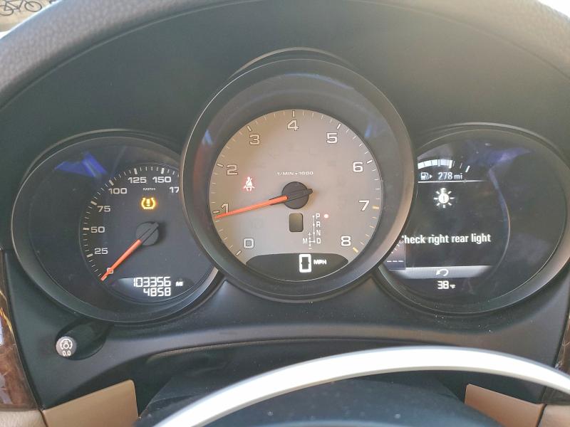 2017 Porsche Macan VIN WP1AB2A58HLB15720 COPART salvage auction — REAR END, Md - Cert Of Salvage > 75% Damage, sold $5,800 on 2026-08-03 (photo 9)