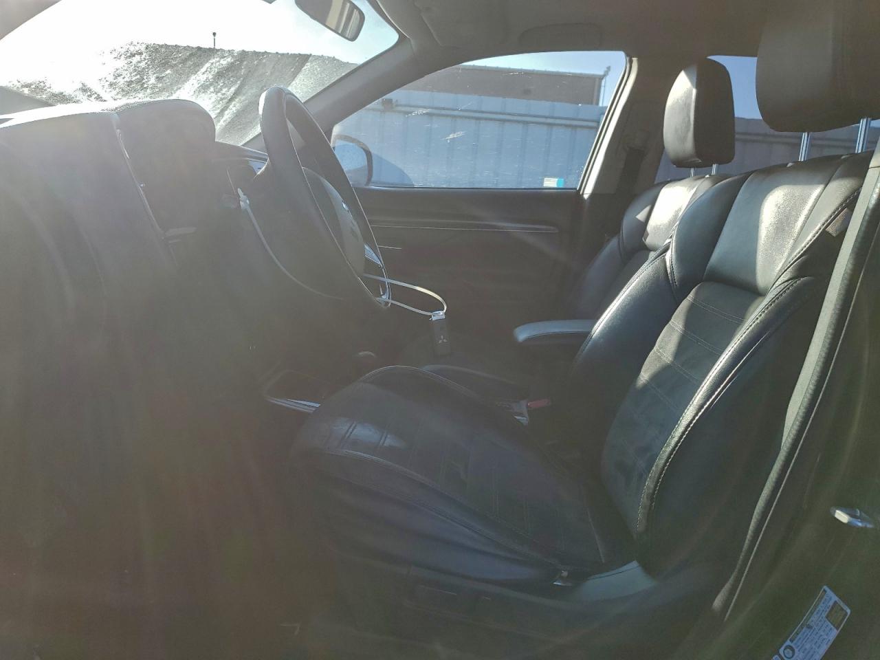 2019 Mitsubishi Outlander VIN JA4AZ3A36KZ044663 COPART salvage auction — Front End, MO - SALVAGE CERTIFICATE OF TITLE, sold $2,100 on 2026-07-07 (photo 7)