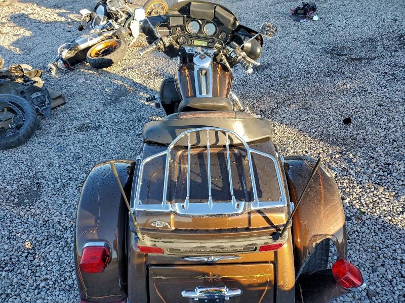 2013 Harley-davidson Flhtcutg VIN 1HD1MAM23DB852233 COPART salvage auction — ALL OVER, Al - Cert Of Title-Salvage Title, sold $3,650 on 2026-07-09 (photo 6)