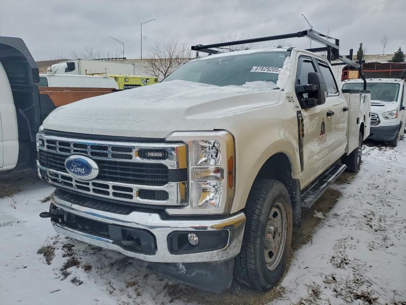 2025 Ford VIN 1FD8W3FN8SEC57575 COPART salvage auction — ROLLOVER, In - Cert Of Title-Salvage Title, sold $10,900 on 2026-07-15 (photo 1)