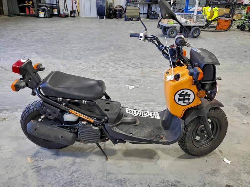 2011 Honda Nps50 VIN JH2AF580XBK703723 — COPART salvage auction photo