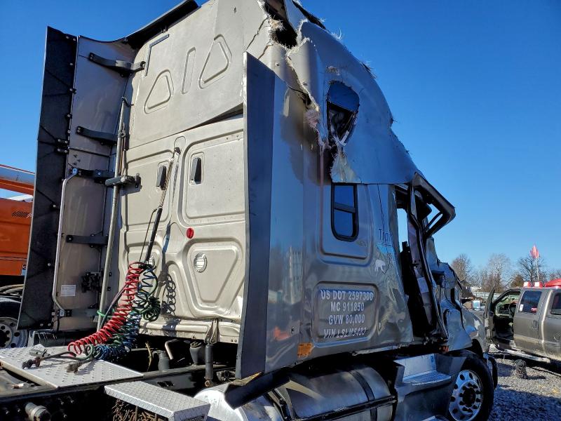 2020 VIN 3AKJHHDR9LSLM5483 COPART salvage auction — ROLLOVER, MO - SALVAGE CERTIFICATE OF TITLE, sold $3,800 on 2026-07-09 (photo 9)