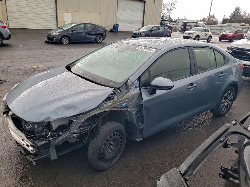 2022 Toyota Corolla VIN JTDEAMDE1NJ039620 COPART salvage auction — FRONT END, OR - SALVAGE TITLE CERTIFICATE, sold $7,600 on 2026-07-13 (photo 1)