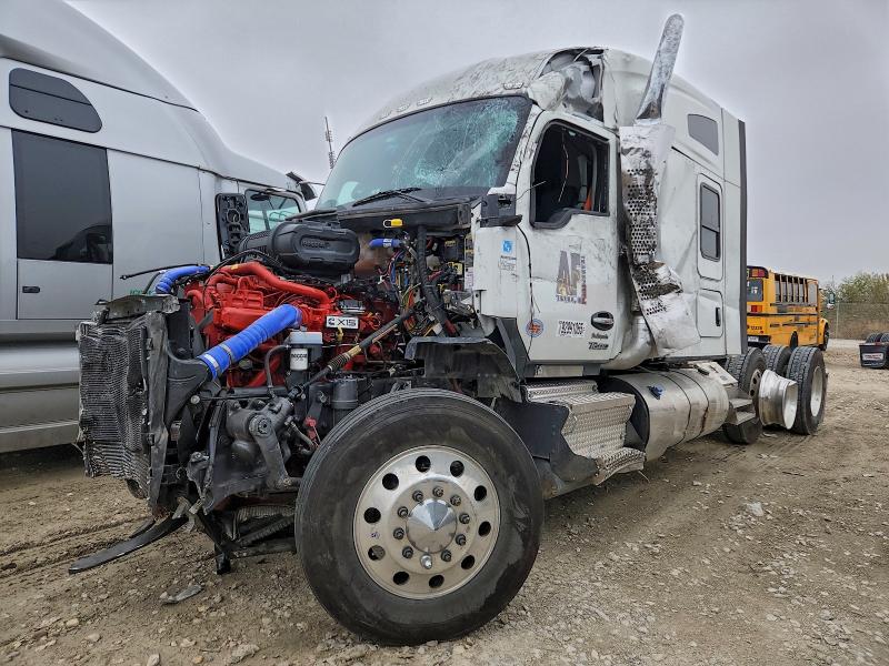 2026 Kenworth Construction VIN 1XKYD49XXTJ222871 COPART salvage auction — ALL OVER, TX - SALVAGE VEHICLE TITLE, sold $23,200 on 2026-09-03 (photo 2)