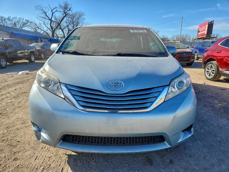 2017 Toyota Sienna VIN 5TDKZ3DCXHS851011 COPART salvage auction — SIDE, Id - Salvage Certificate Of Title, sold $3,100 on 2026-07-06 (photo 5)