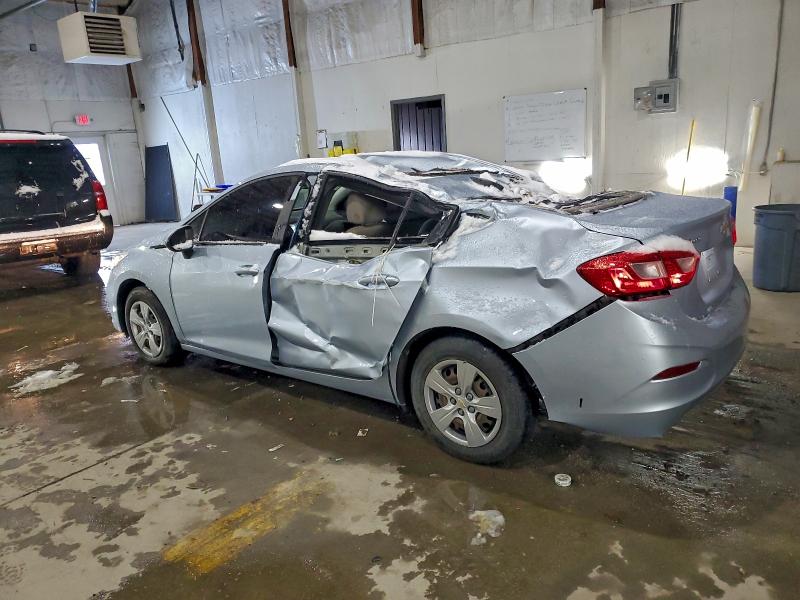 2017 Chevrolet Cruze VIN 3G1BC5SMXHS558819 COPART salvage auction — SIDE, Salvage Title, sold $975 on 2026-08-26 (photo 2)