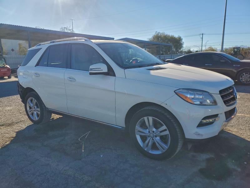 2013 Mercedes-benz M-klasse VIN 4JGDA5HB4DA211781 COPART salvage auction — REAR END, Nv - Salvage Title, sold $3,000 on 2026-07-14 (photo 4)