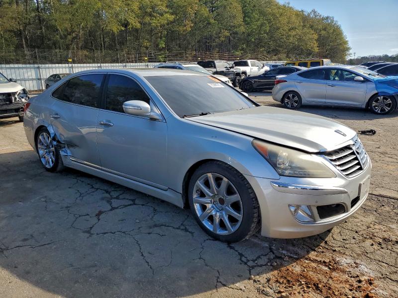2011 Hyundai Equus VIN KMHGH4JF2BU029976 COPART salvage auction — SIDE, GA - CERT OF TITLE-SALVAGE, sold $625 on 2026-07-02 (photo 4)