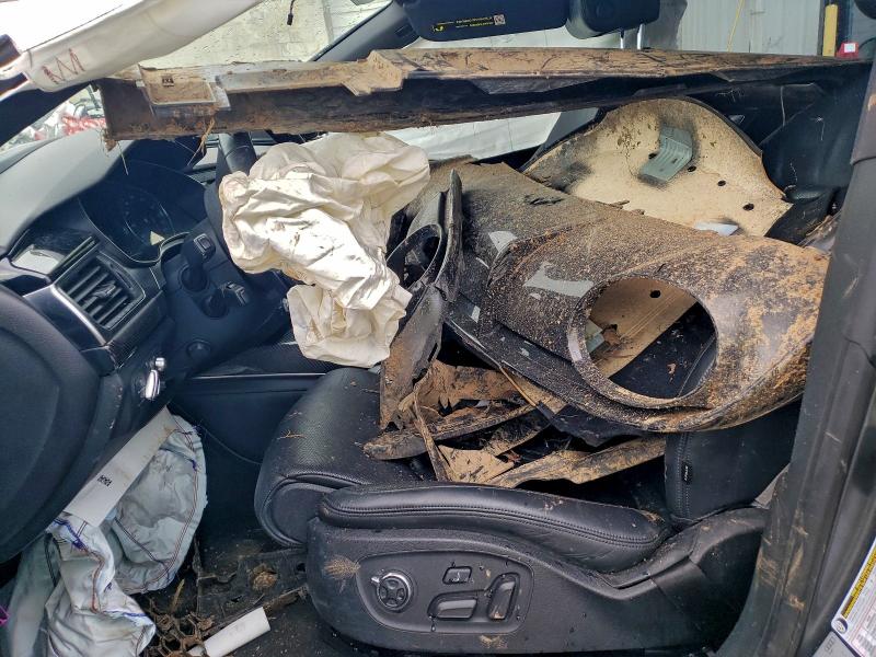 2014 Audi Rs7 VIN WUAW2BFCXEN904033 COPART salvage auction — ALL OVER, OR - LIEN PAPERS SALVAGE, sold $2,400 on 2026-07-13 (photo 7)