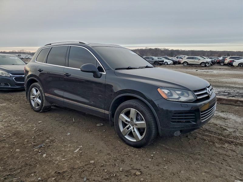 2014 Volkswagen Touareg VIN WVGEP9BP0ED000866 COPART salvage auction — REAR END, Ks - Cert Of Title-Salvage, sold $1,800 on 2026-07-16 (photo 4)