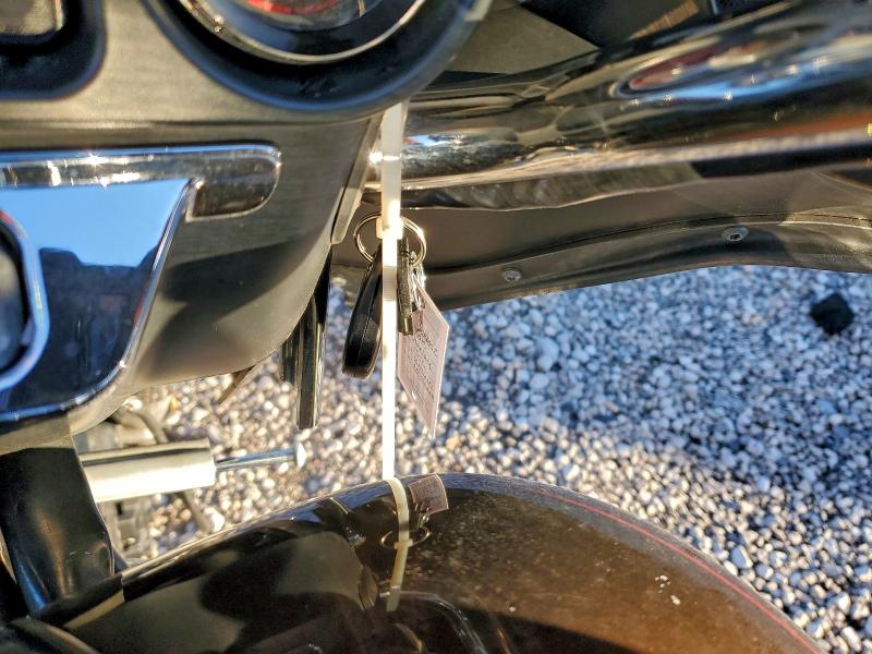 2013 Harley-davidson Flhtcutg VIN 1HD1MAM23DB852233 COPART salvage auction — ALL OVER, Al - Cert Of Title-Salvage Title, sold $3,650 on 2026-07-09 (photo 8)