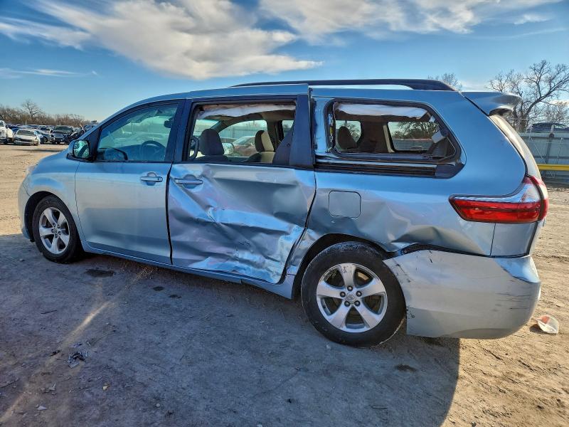 2017 Toyota Sienna VIN 5TDKZ3DCXHS851011 COPART salvage auction — SIDE, Id - Salvage Certificate Of Title, sold $3,100 on 2026-07-06 (photo 2)