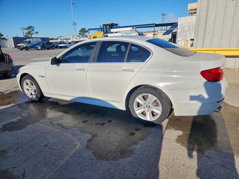 2011 BMW 5er VIN WBAFR1C5XBC743521 COPART salvage auction — VANDALISM, LA - CERT OF TITLE-SALVAGE, sold $1,300 on 2026-07-29 (photo 2)