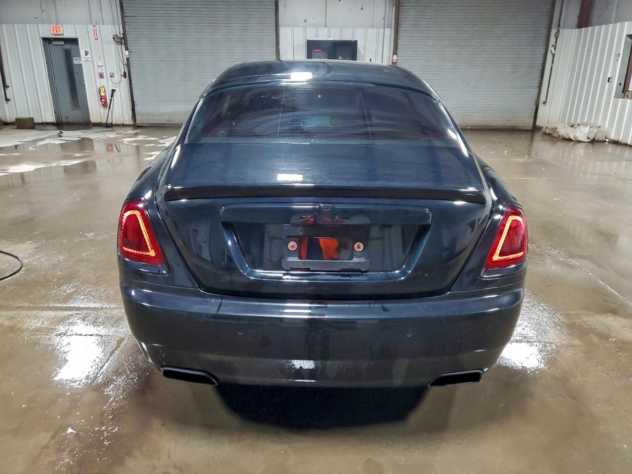 2014 Rolls-royce Wraith VIN SCA665C5XEUX84725 COPART salvage auction — Minor Dent/Scratches, IL - CERTIFICATE OF TITLE, sold $74,500 on 2026-08-25 (photo 6)