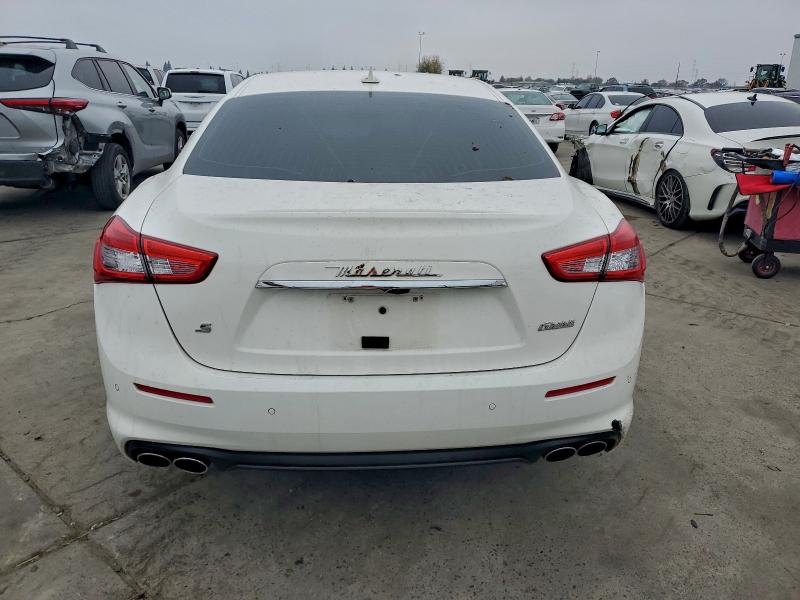 2019 Maserati Ghibli VIN ZAM57YSA5K1325032 COPART salvage auction — ROLLOVER, Ca - Salvage Certificate, sold $1,450 on 2026-07-13 (photo 6)