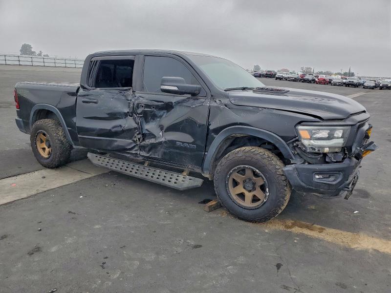 2022 Ram 1500 VIN 1C6SRFLM1NN191445 COPART salvage auction — SIDE, Salvage Title, sold $70 on 2026-08-10 (photo 4)