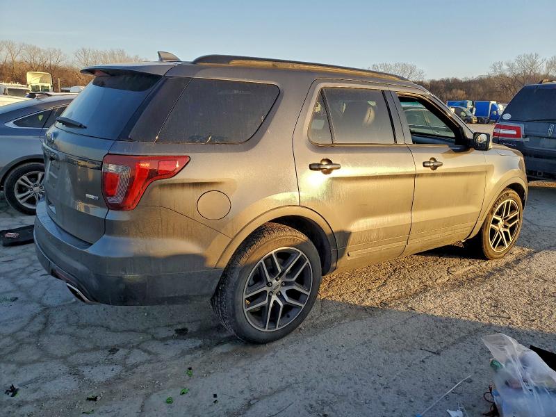 2017 Ford Explorer VIN 1FM5K8GT6HGB05946 COPART salvage auction — REAR END, Mo - Salvage Certificate Of Title, sold $100 on 2026-07-09 (photo 3)