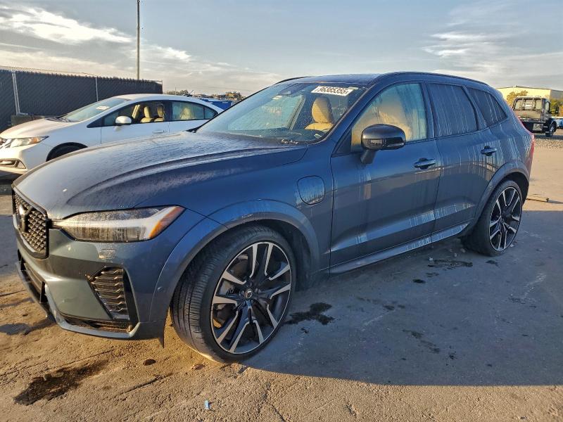 2024 Volvo Xc60 VIN YV4H60DM8R1914841 COPART salvage auction — MINOR DENT/SCRATCHES, Salvage Title, sold $19,300 on 2026-07-29 (photo 1)