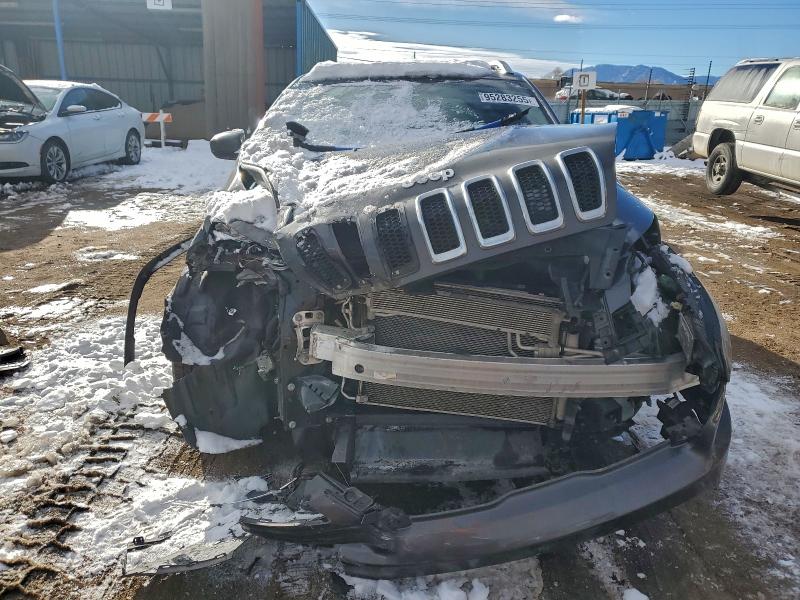 2018 Jeep Cherokee VIN 1C4PJMLXXJD515917 COPART salvage auction — FRONT END, Ks - Cert Of Title-Salvage, sold $850 on 2026-08-03 (photo 5)