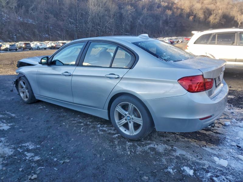 2015 BMW 3er VIN WBA3B5G55FNS17994 COPART salvage auction — FRONT END, Salvage Title, sold $975 on 2026-07-14 (photo 2)