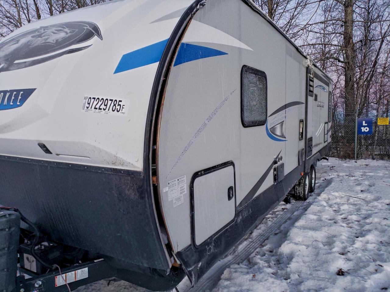 2019 Forest riv VIN 5ZT2CKRB9K2302148 COPART salvage auction — Side, AK - PARTS ONLY BILL OF SALE, sold $6,400 on 2026-06-30 (photo 9)