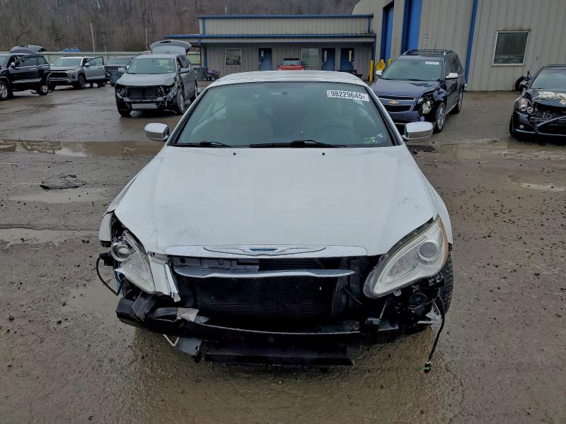 2013 Chrysler 200 VIN 1C3BCBFG8DN584158 COPART salvage auction — FRONT END, Pa - Cert Of Title, sold $1,400 on 2026-07-16 (photo 5)