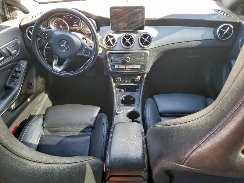 2017 Mercedes-benz Cla-class VIN WDDSJ4EBXHN489471 COPART salvage auction — MINOR DENT/SCRATCHES, Ca - Dis/Dlr/Exp Only Clean Title, sold $3,975 on 2026-07-29 (photo 8)