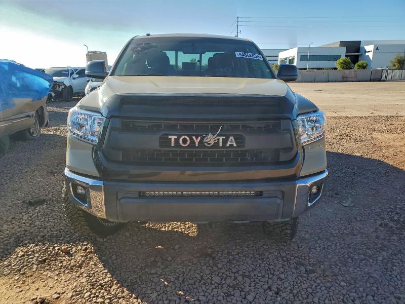 2017 Toyota Tundra VIN 5TFUW5F18HX649089 COPART salvage auction — VANDALISM, AZ - CERT OF TITLE - SALVAGE, sold $7,400 on 2026-07-30 (photo 5)